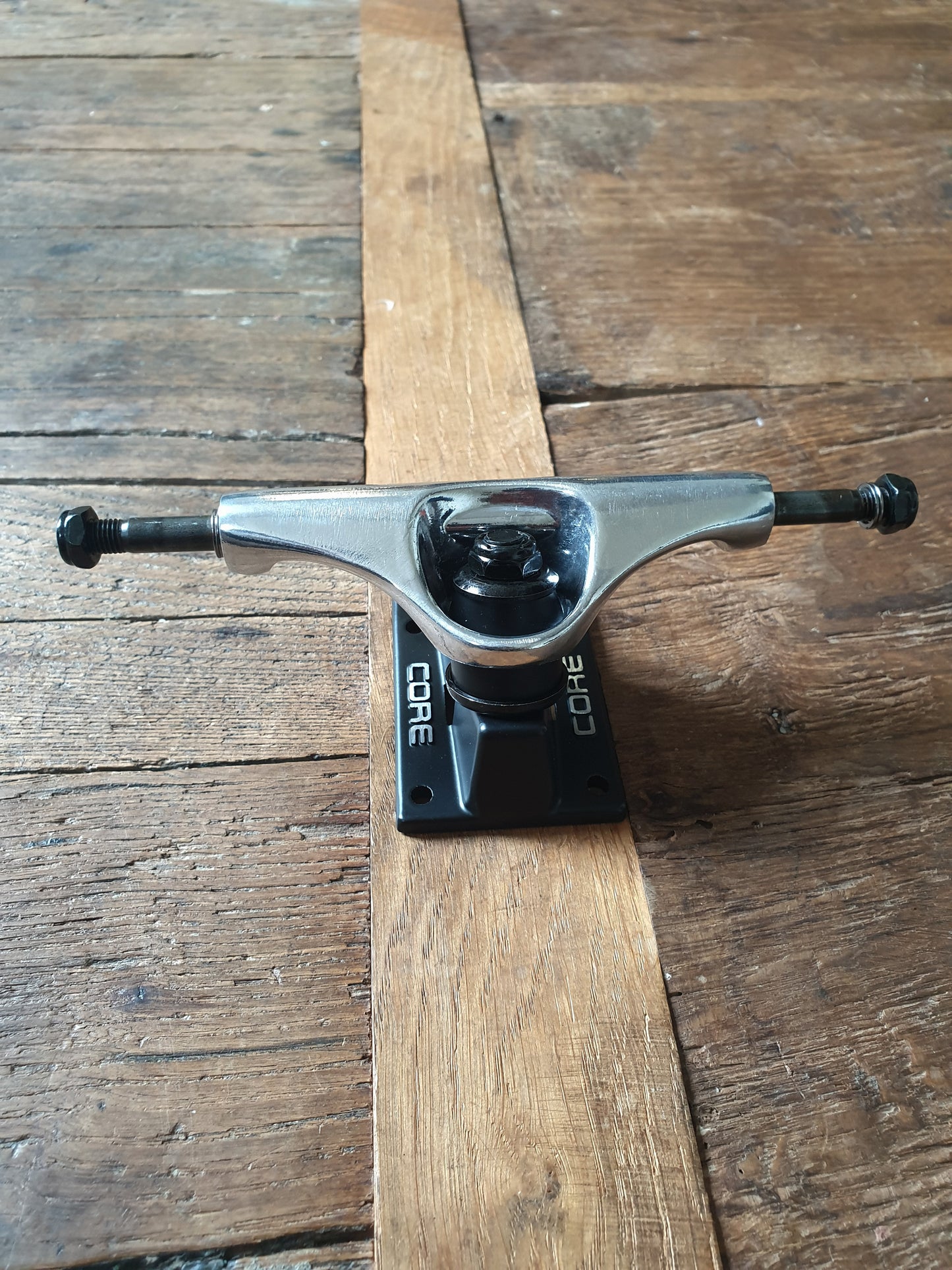 Trucks CORE - 4,25"